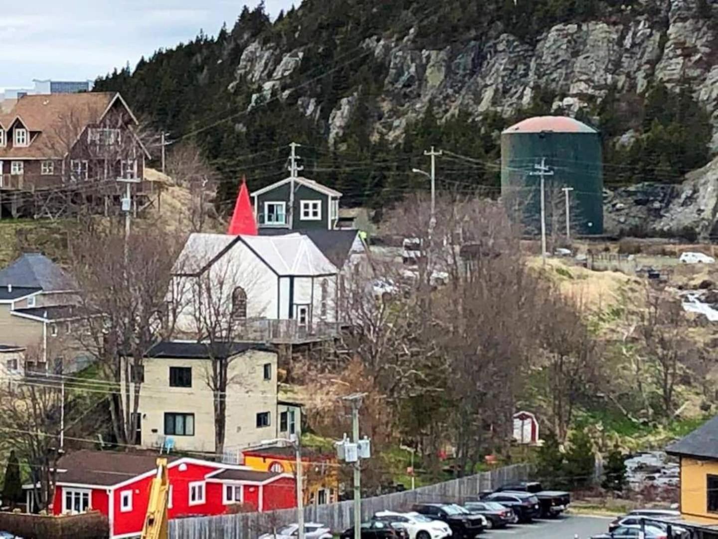 Unique Stay! Converted Church In Idyllic Location St. John's Luaran gambar