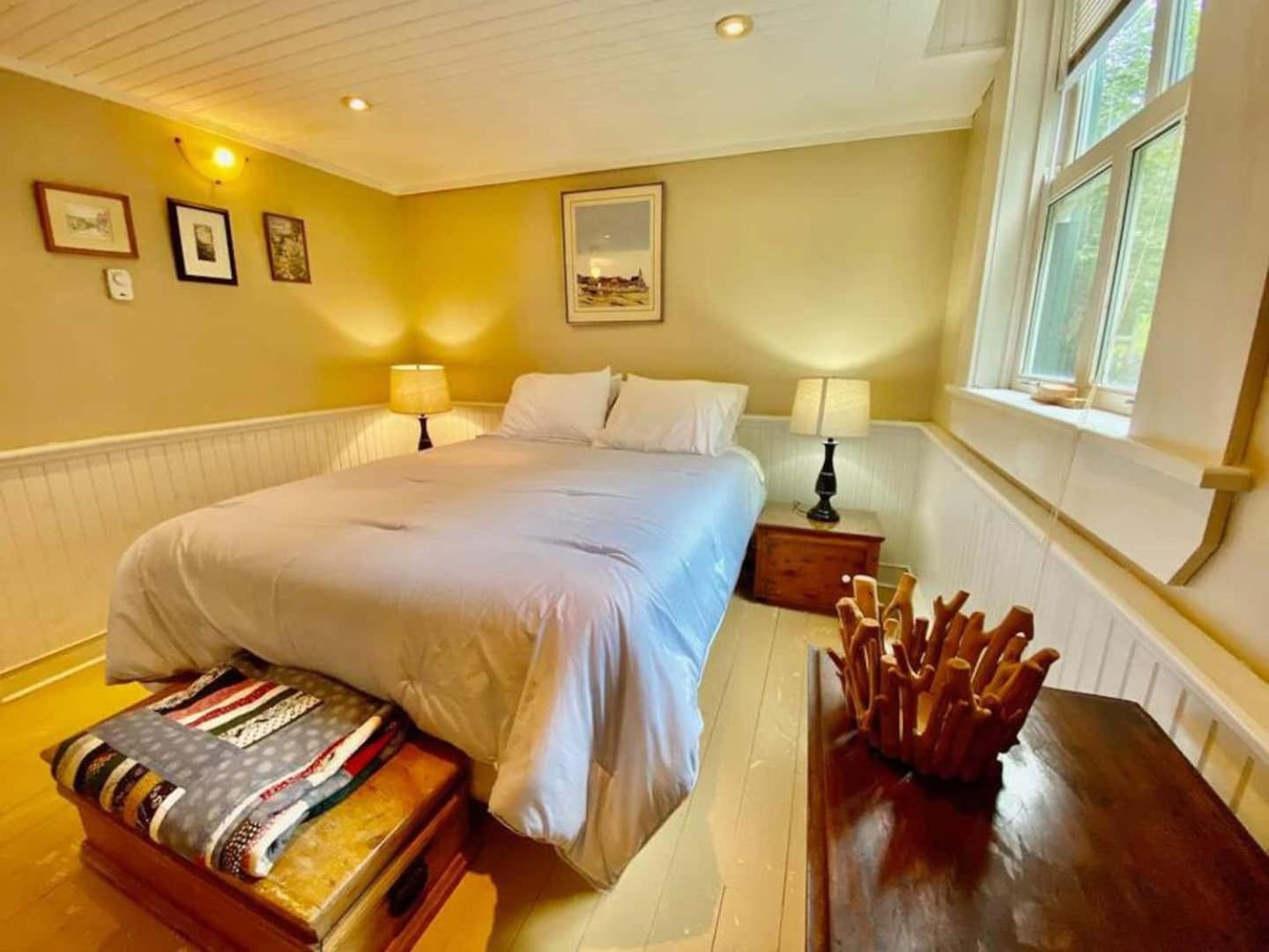 Unique Stay! Converted Church In Idyllic Location St. John's Luaran gambar
