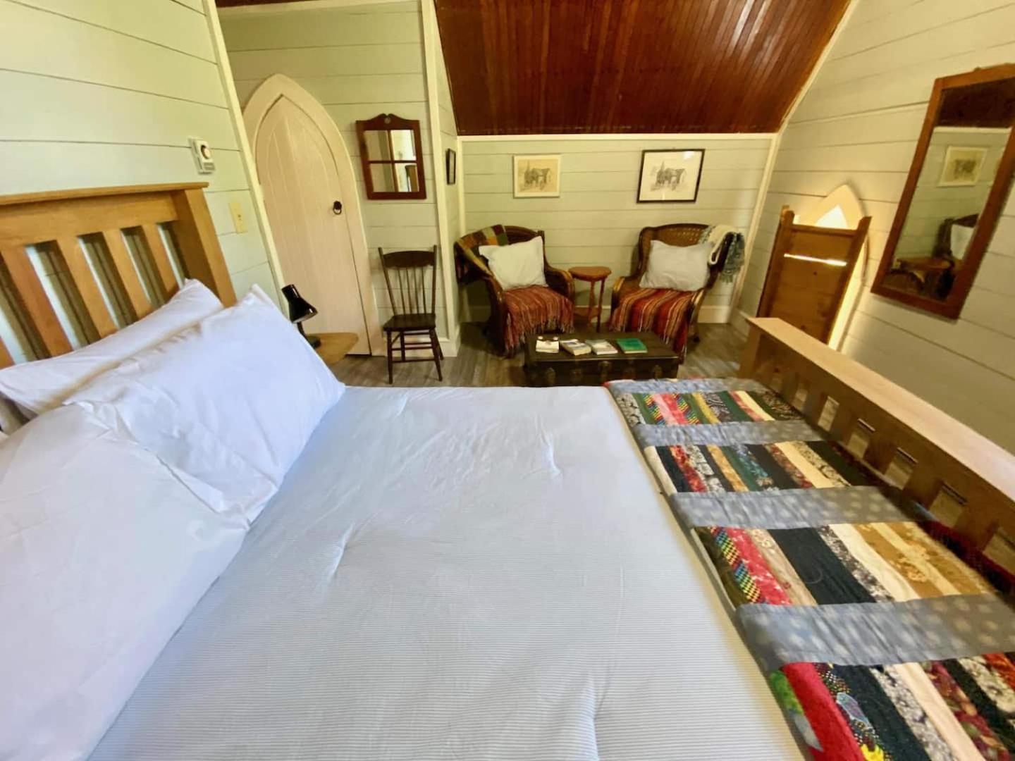 Unique Stay! Converted Church In Idyllic Location St. John's Luaran gambar
